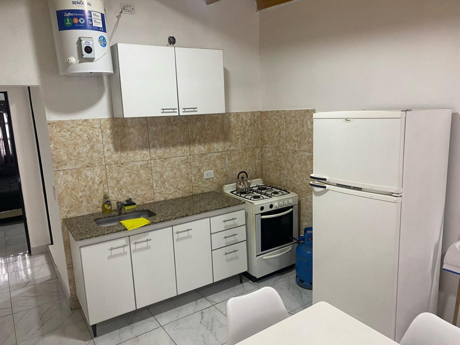 Departamento De Paso Ideal En Merlo Apartment